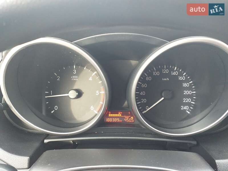 Минивэн Mazda 5 2012 в Ужгороде