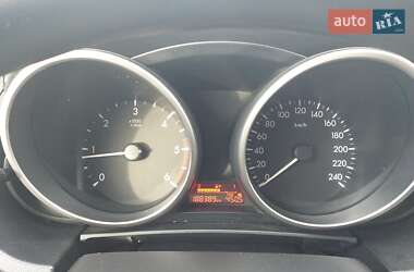 Минивэн Mazda 5 2012 в 