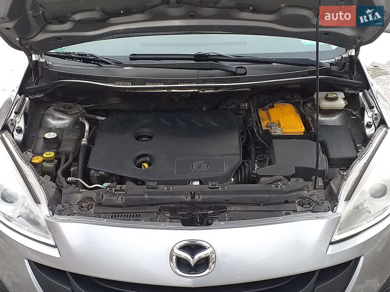 Минивэн Mazda 5 2012 в Ужгороде