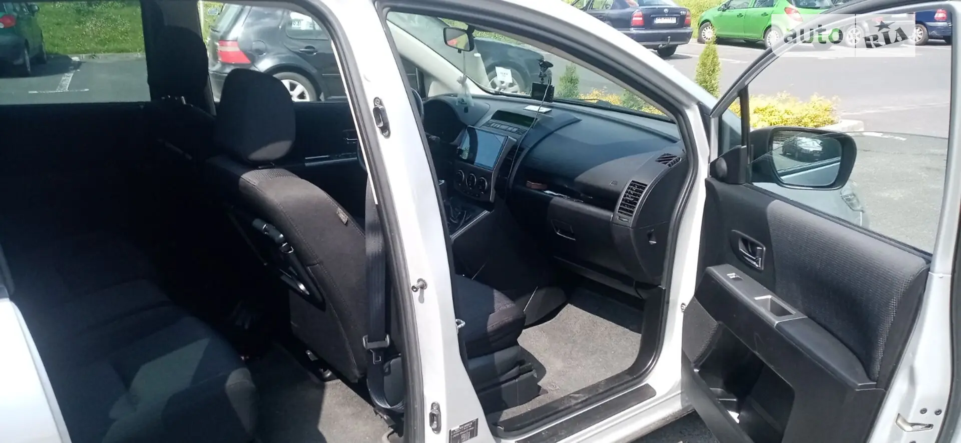 2010 Mazda 5 - мініатюра 9