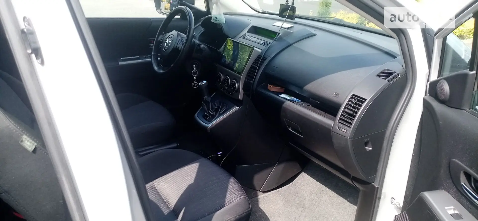 2010 Mazda 5 - мініатюра 8