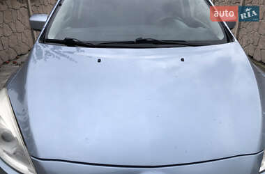 Минивэн Mazda 5 2010 в 