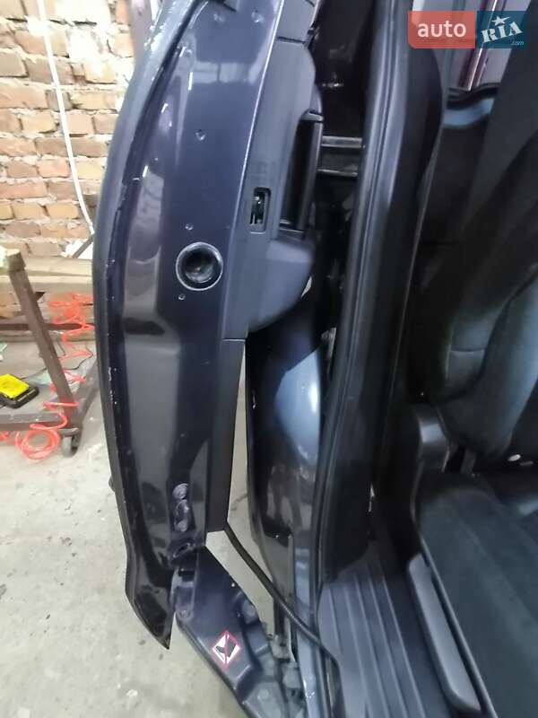 Минивэн Mazda 5 2008 в Хусте