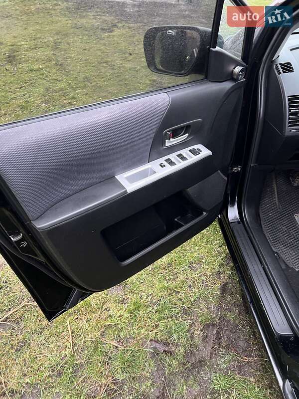 Минивэн Mazda 5 2007 в Черкассах