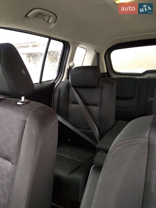 Мінівен Mazda 5 2008 в Сумах фото Мінівен Mazda 5 2008 в Сумах