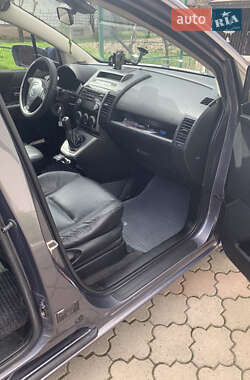 Мінівен Mazda 5 2010 в Тячеві