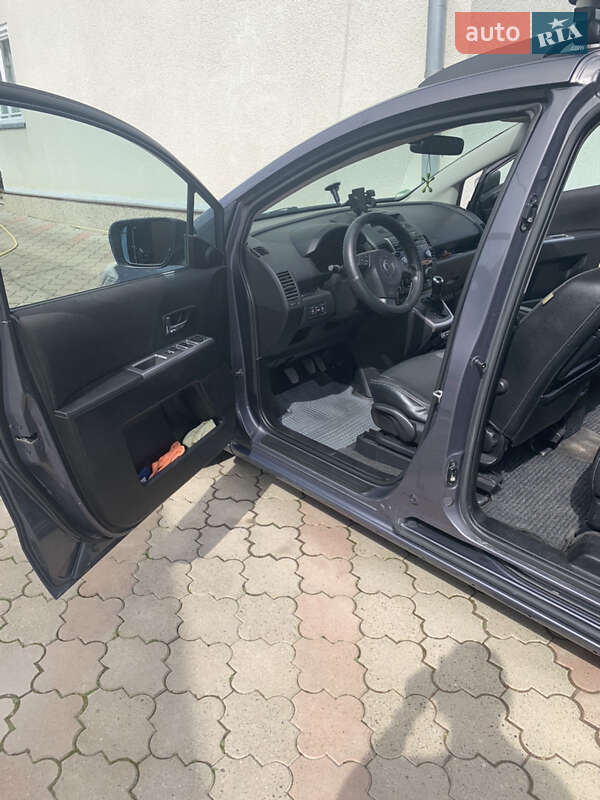 Мінівен Mazda 5 2010 в Тячеві