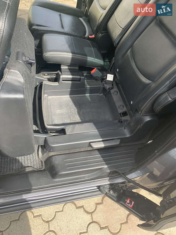 Мінівен Mazda 5 2010 в Тячеві