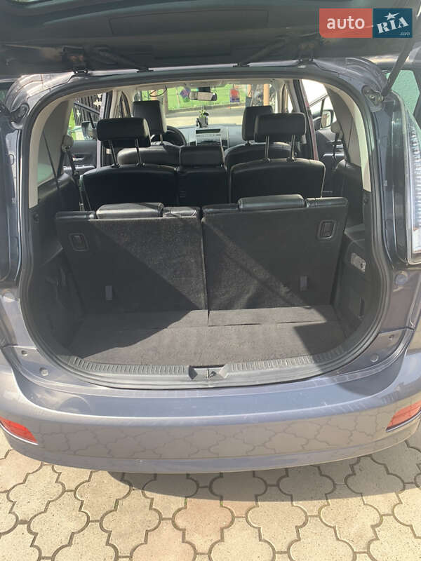 Мінівен Mazda 5 2010 в Тячеві