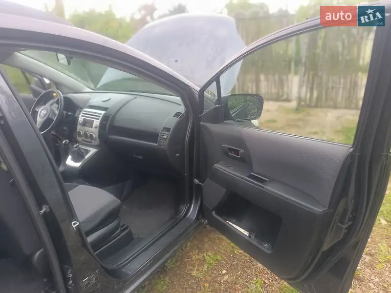 Mazda 5