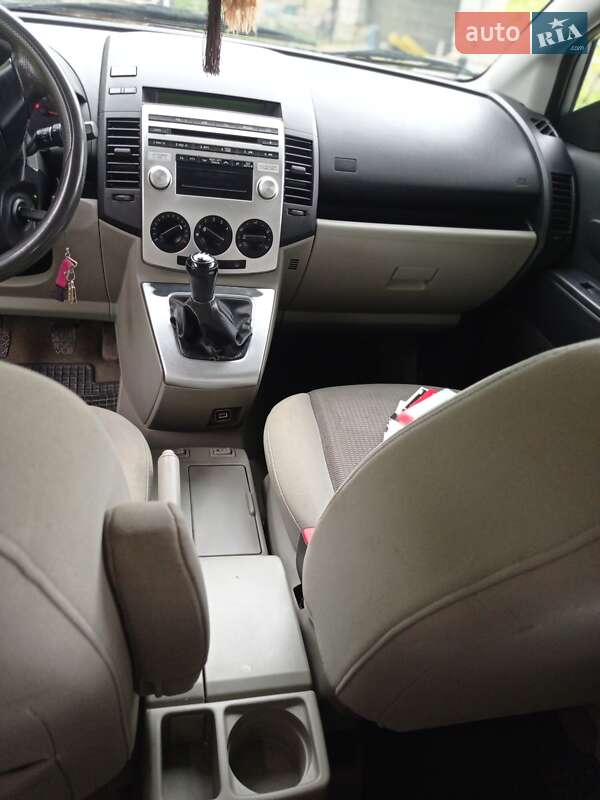 Минивэн Mazda 5 2007 в Ровно