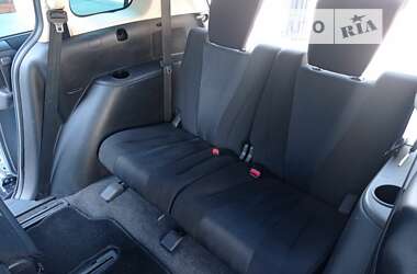 Мінівен Mazda 5 2011 в Чернівцях