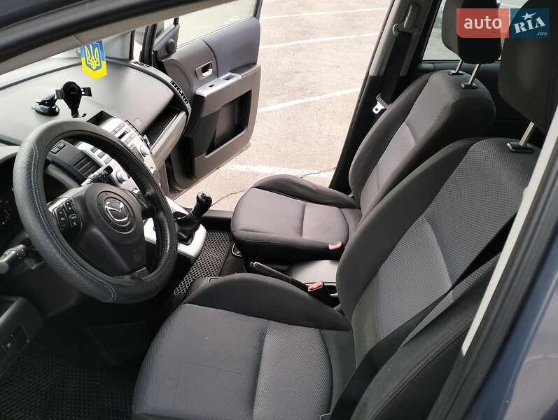 Мінівен Mazda 5 2006 в Івано-Франківську