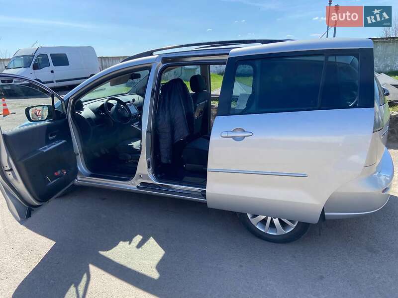 Мінівен Mazda 5 2006 в Мостиській
