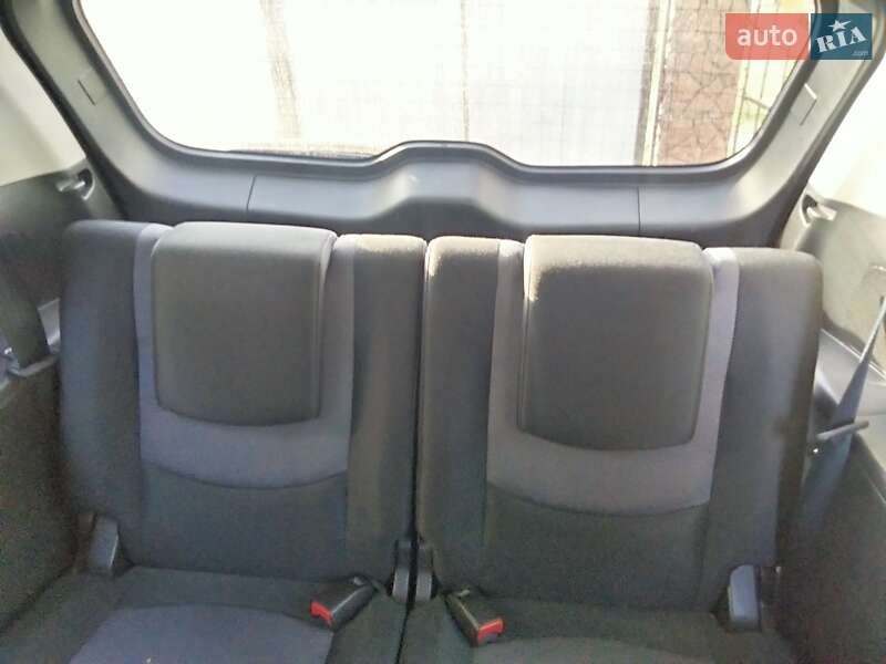 Мінівен Mazda 5 2005 в Львові