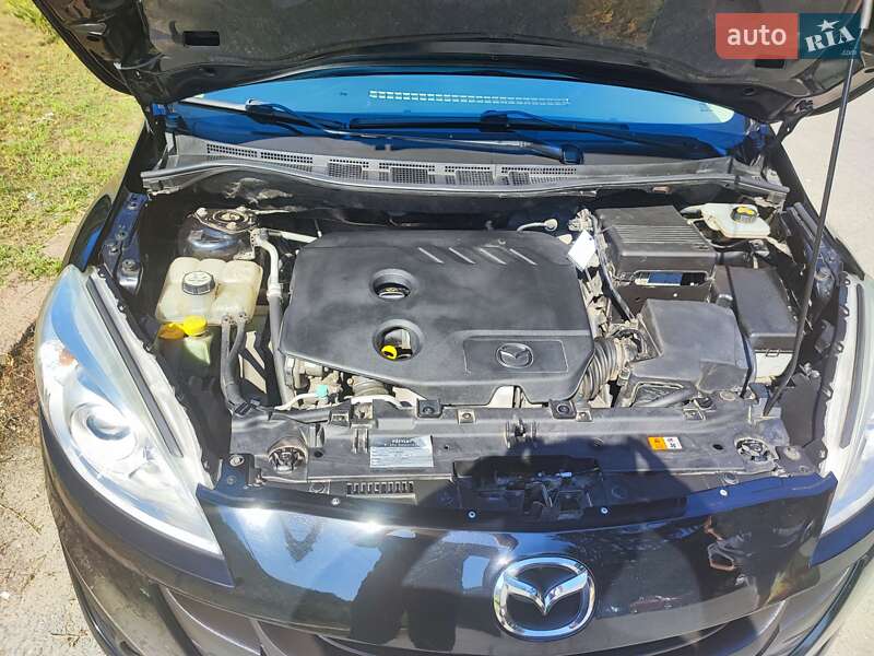 Мінівен Mazda 5 2011 в Житомирі
