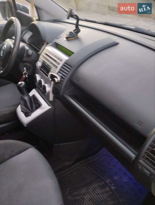 Минивэн Mazda 5 2005 в Вознесенске