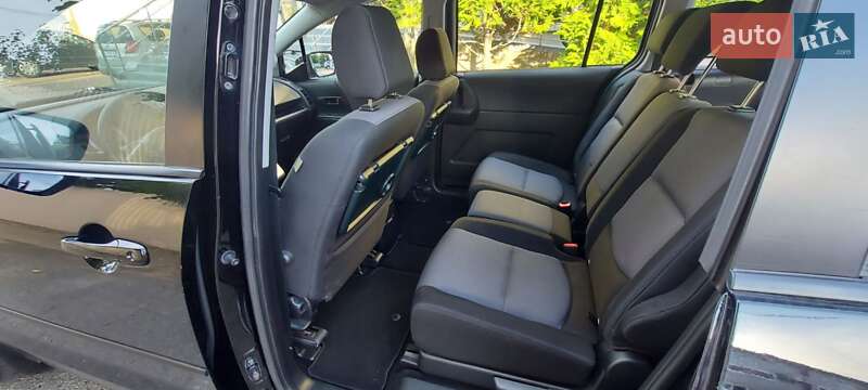 Мінівен Mazda 5 2006 в Хмельницькому