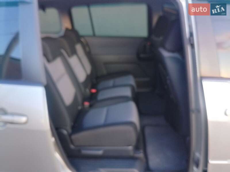 Минивэн Mazda 5 2005 в Львове