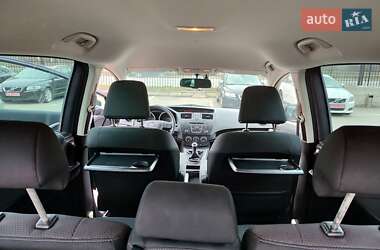 Минивэн Mazda 5 2012 в 