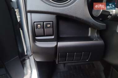 Минивэн Mazda 5 2010 в 