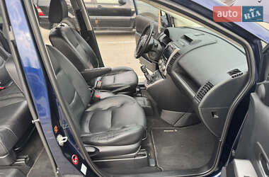 Минивэн Mazda 5 2007 в 