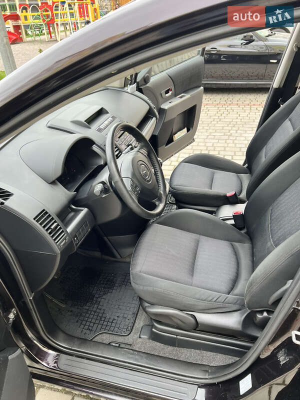 Минивэн Mazda 5 2010 в Ивано-Франковске