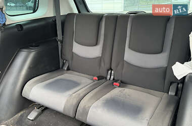 Минивэн Mazda 5 2006 в 