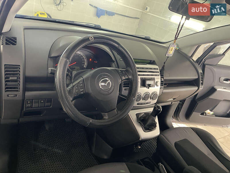 Минивэн Mazda 5 2007 в Снятине