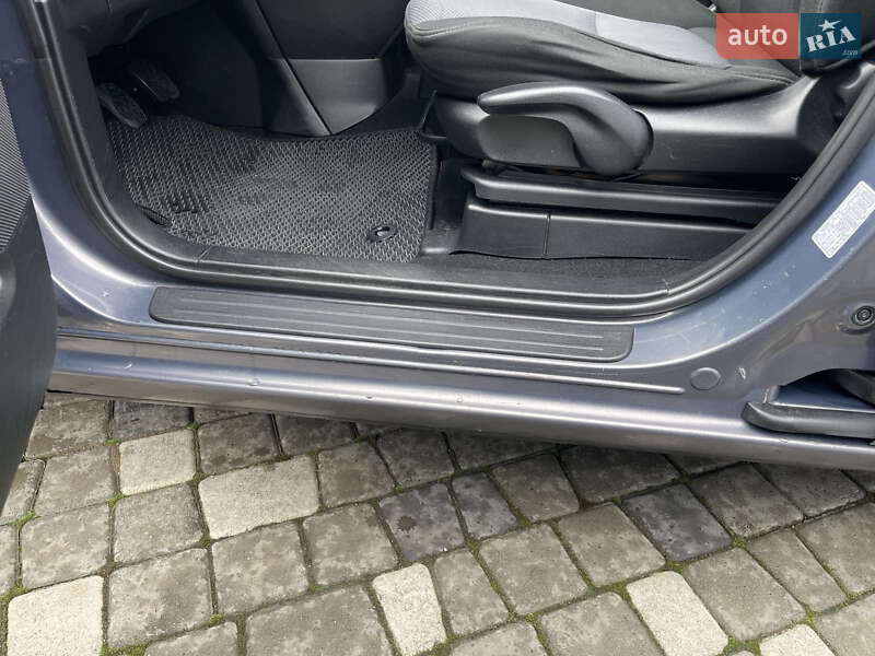 Минивэн Mazda 5 2007 в Снятине