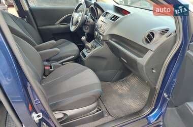 Мінівен Mazda 5 2011 в 