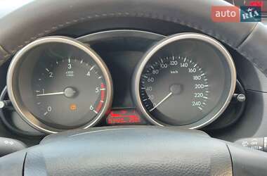 Мінівен Mazda 5 2011 в 