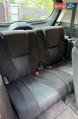 Минивэн Mazda 5 2012 в 