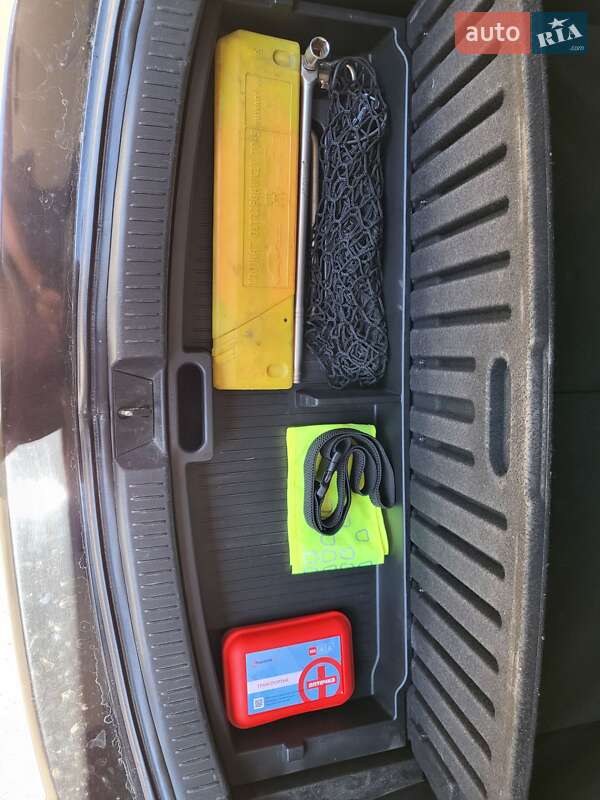 Мінівен Mazda 5 2009 в Золочеві фото 6 Мінівен Mazda 5 2009 в Золочеві