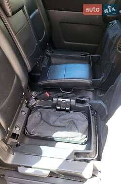 Минивэн Mazda 5 2009 в 