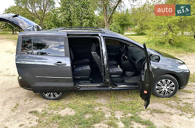 Минивэн Mazda 5 2006 в 