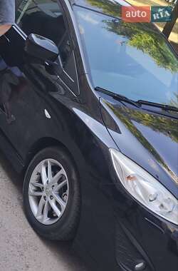 Mazda 5 2011 Mazda 5 2011
