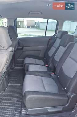 Минивэн Mazda 5 2006 в 