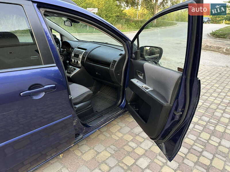 Минивэн Mazda 5 2006 в Запорожье