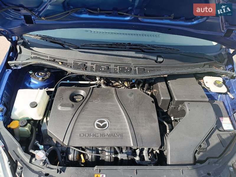 Минивэн Mazda 5 2008 в Первомайске