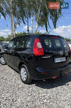 Минивэн Mazda 5 2005 в 