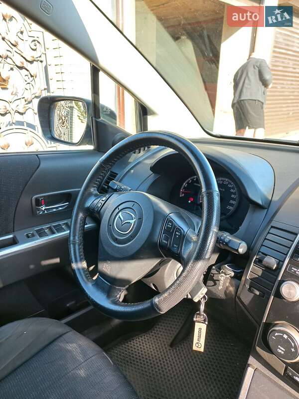 Минивэн Mazda 5 2010 в Черновцах