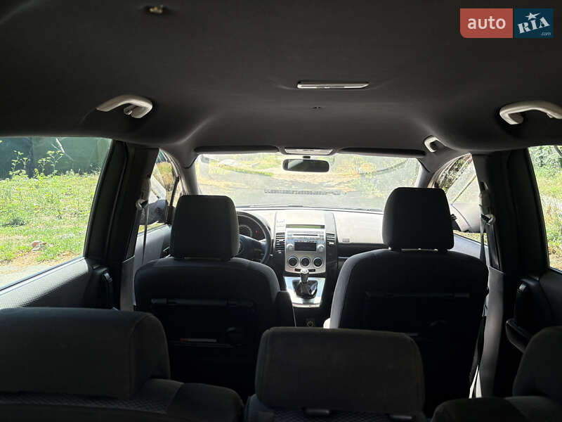 Минивэн Mazda 5 2006 в Днепре