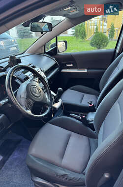 Минивэн Mazda 5 2006 в 