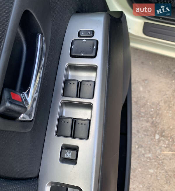 Мінівен Mazda 5 2008 в Житомирі