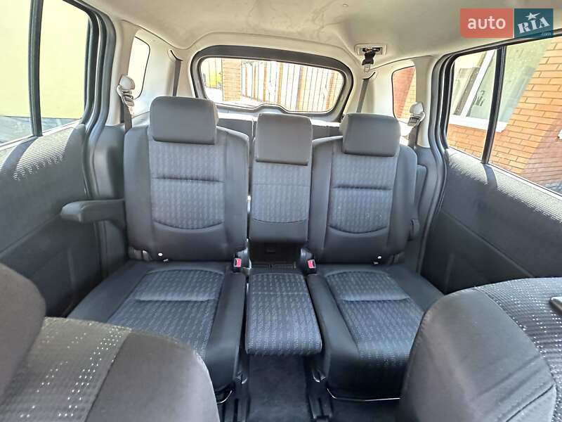 Мінівен Mazda 5 2010 в Стрию фото 24 Мінівен Mazda 5 2010 в Стрию