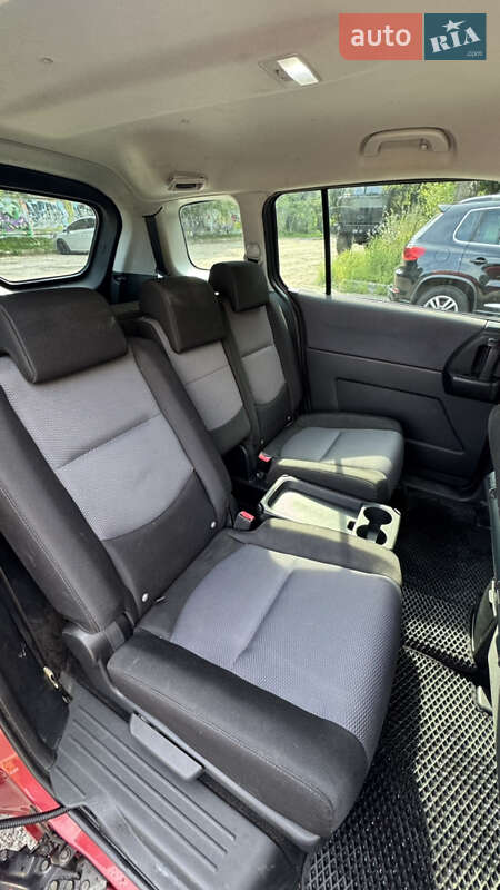Мінівен Mazda 5 2006 в Львові фото 7 Мінівен Mazda 5 2006 в Львові