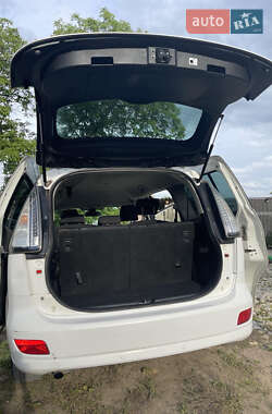 Минивэн Mazda 5 2010 в 