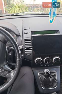 Минивэн Mazda 5 2006 в 
