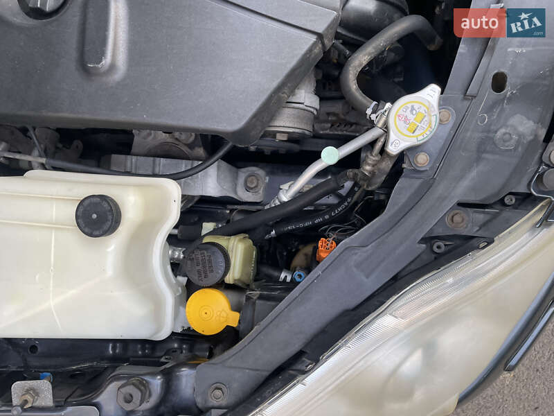 Мінівен Mazda 5 2006 в Одесі